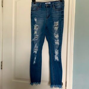 Cello size 3 ankle length distressed jeans